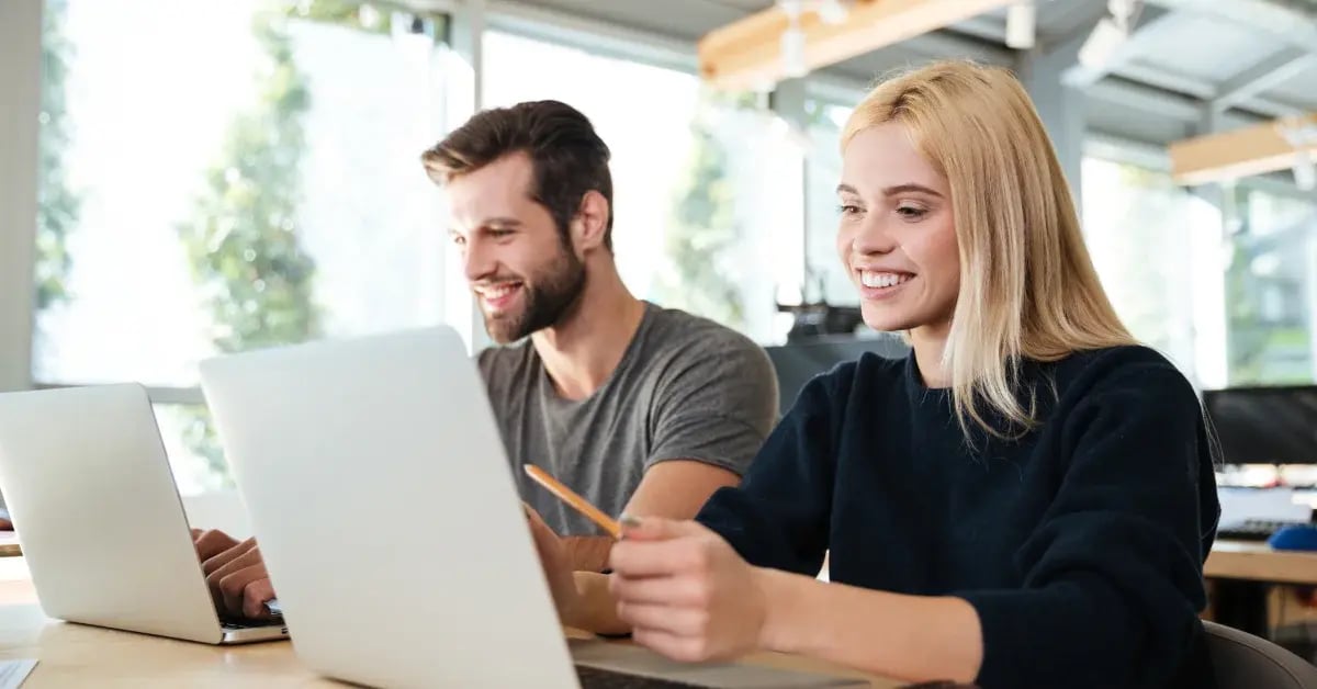 interactive-slip-colleagues-happily-working