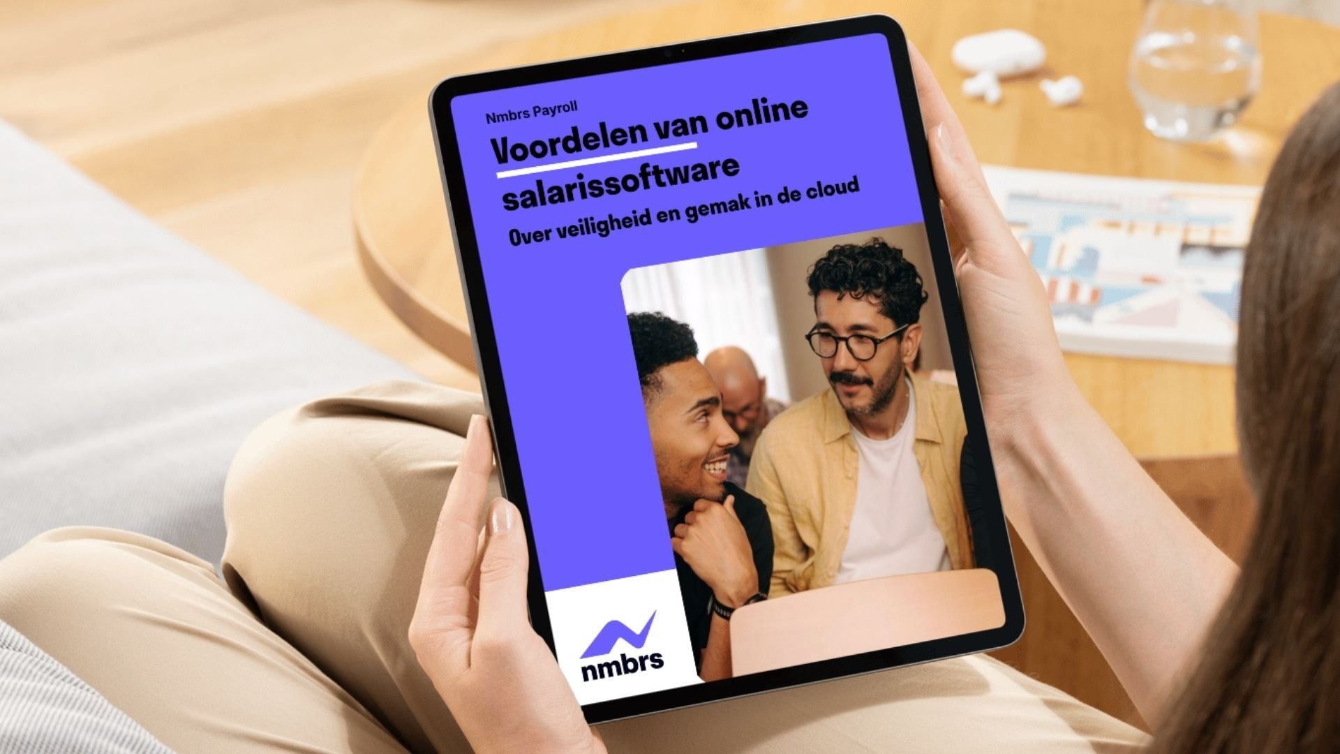 Mock up WP Voordelen van online salarissoftware