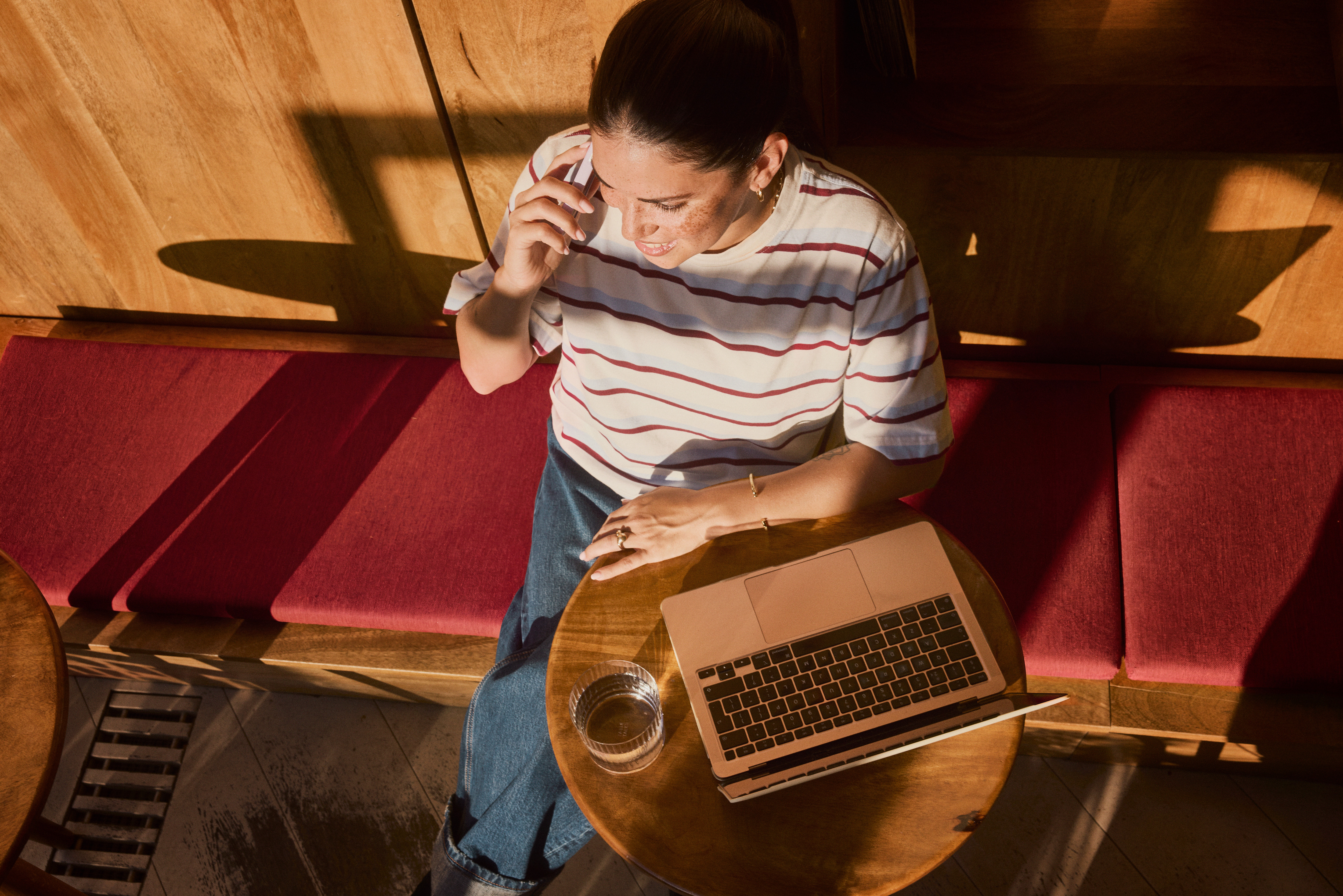 coffeebar_calling_topview_new